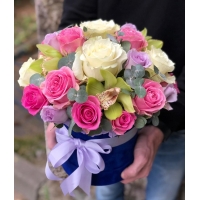 Шляпная коробка вдохновение с Розами и Орхидеями